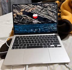 Macbook Air M2 Used 4 Months 0