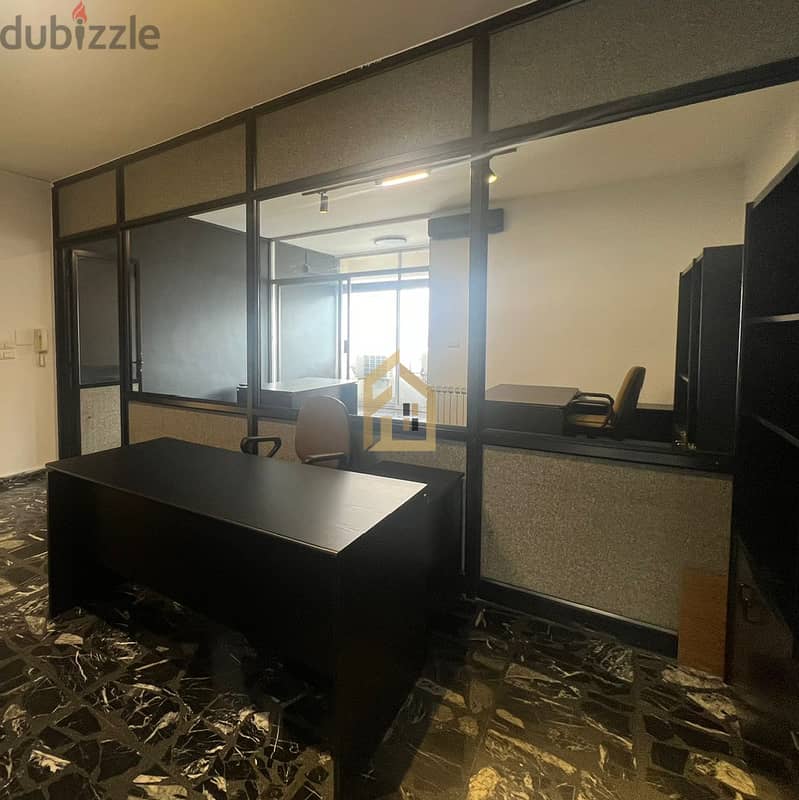 Office for rent in Achrafieh RK72 مكتب للإيجار  في الأشرفية 2