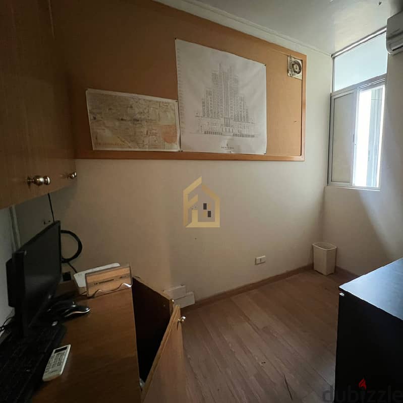 Office for rent in Achrafieh RK72 مكتب للإيجار  في الأشرفية 5