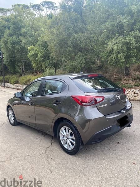 Mazda 2 2019 18