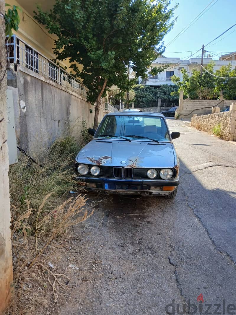 BMW 5-Series 1984 1