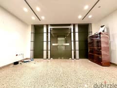 JH24-3610 Office 580m for rent in Achrafieh,  $7,500 cash 0