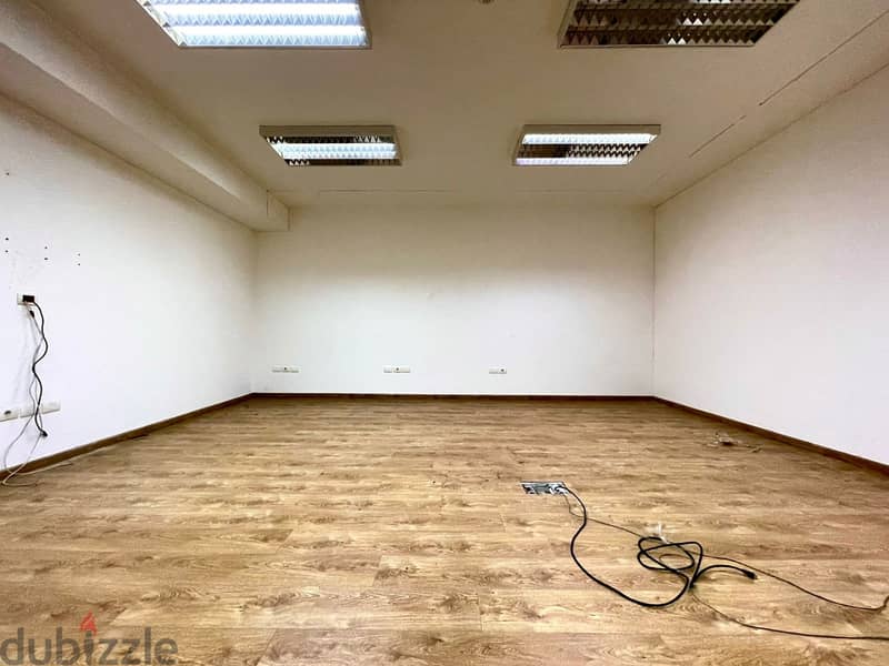 JH24-3610 Office 580m for rent in Achrafieh,  $7,500 cash 2