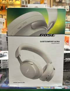 Bose Quiet Comfort Ultra Headphones white