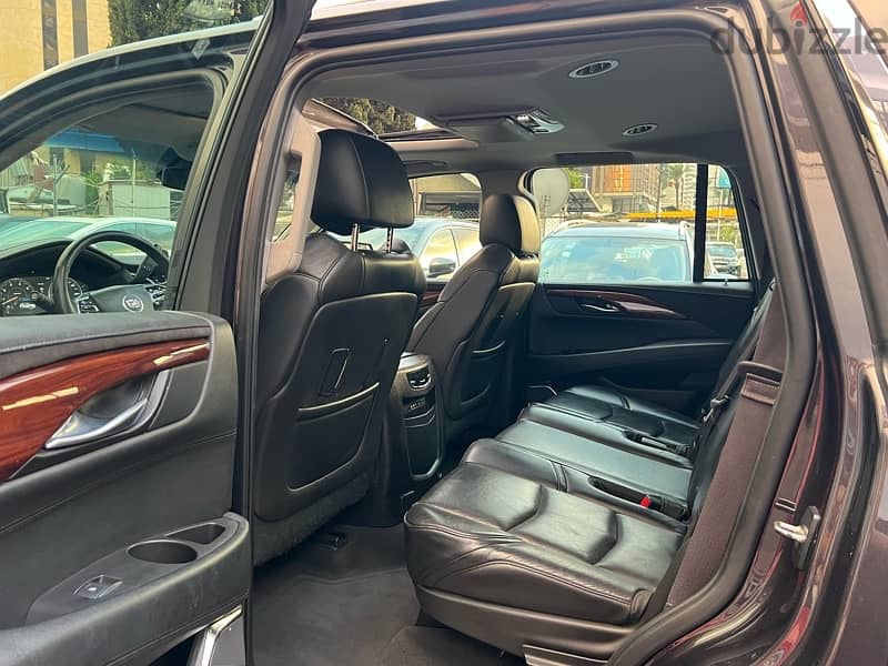 Cadillac Escalade Impex source one owner 11