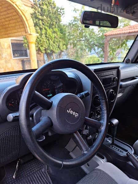 Jeep Wrangler 2007  excellent condition  مميز النظافة 16