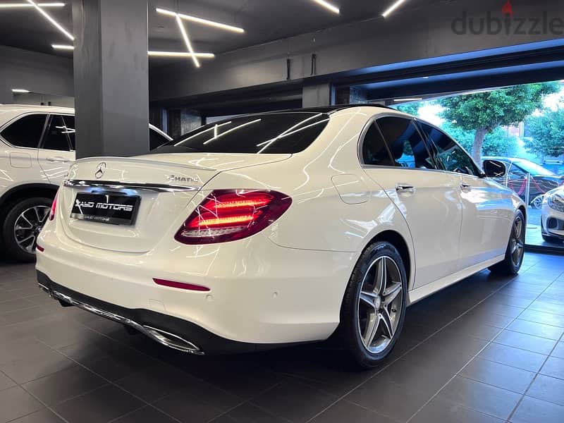 Mercedes E300 4-Matic 2017 54ooo miles ONLY! 3