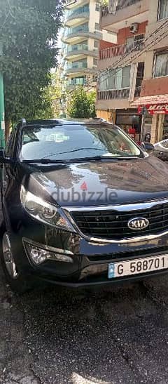 Kia Sportage 4x4  2015 company source very clean 100km