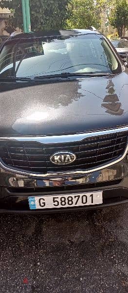 Kia Sportage 4x4  2015 company source very clean 100km 1