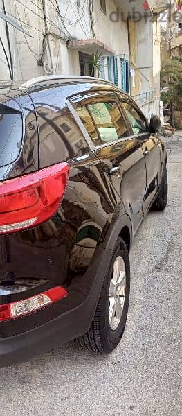 Kia Sportage 4x4  2015 company source very clean 100km 13