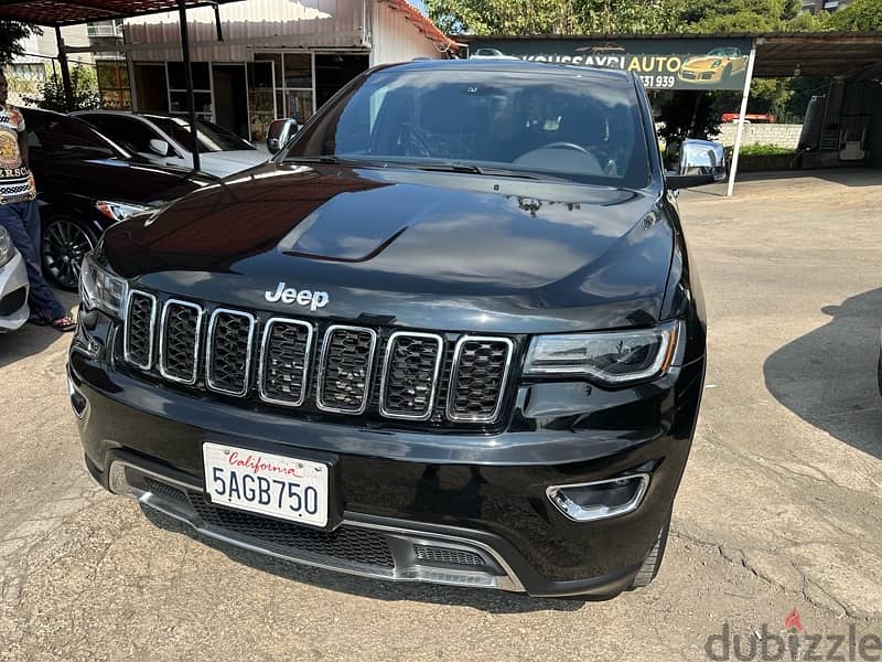 Jeep Grand Cherokee Limited  plus like new 17