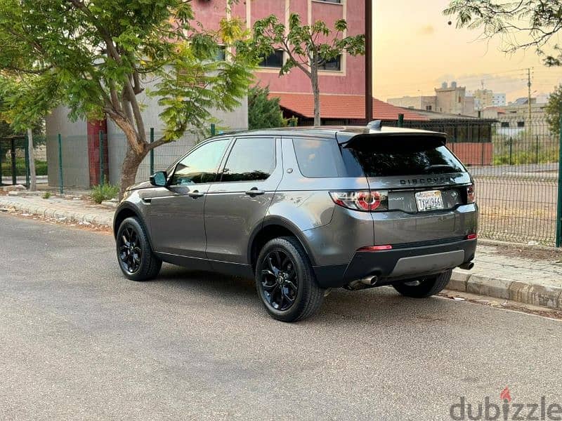 Land Rover Discovery Sport SE 2017 Clean CarFax 1