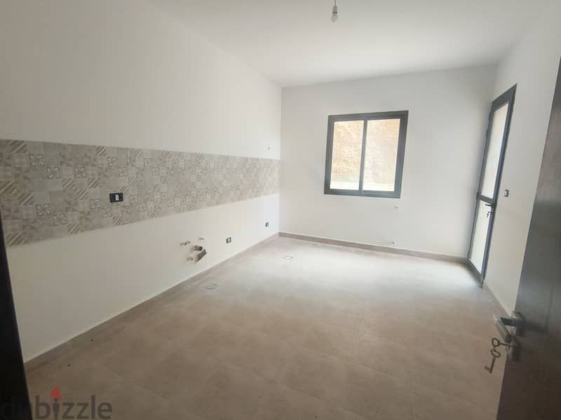 apartmernt with Terrace For Sale In Hboub شقة للبيع #KR909114 3