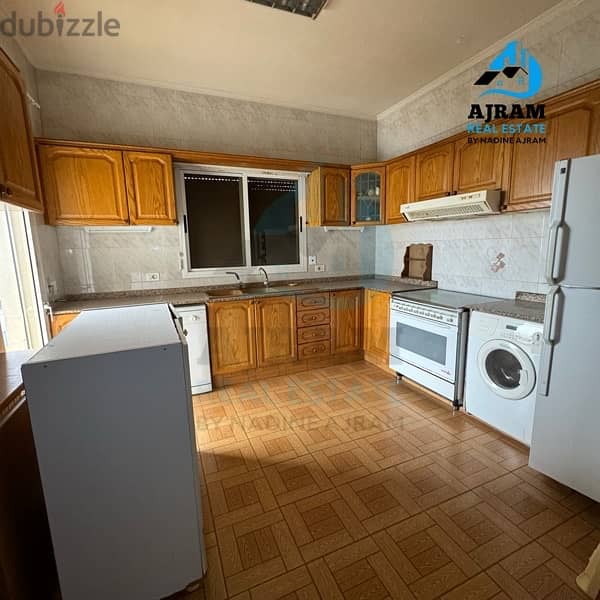 Apartment For Sale in Rayfoun | شقة للبيع في ريفون 5