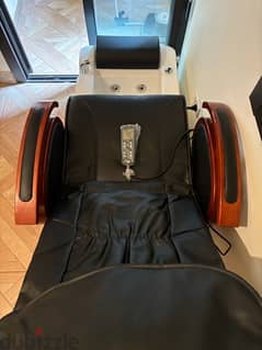 Massage chair for sale / Still New