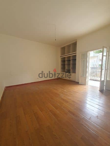 350m² | Apartment for rent in baabdat 11