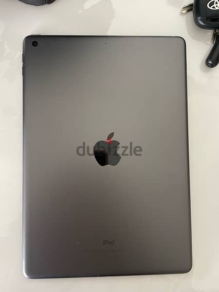 ipad 7, 128gb  in black 2