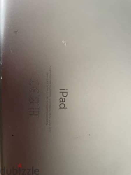 ipad 7, 128gb  in black 3