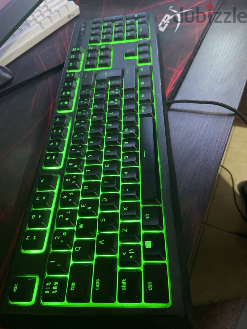 Razer gaming keyboard (excellent condition) 2