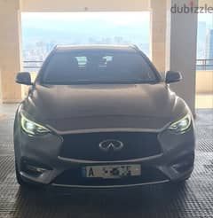 Infinity Q30 2.0T Premium package MY2018 Rymco, like new, low mileage