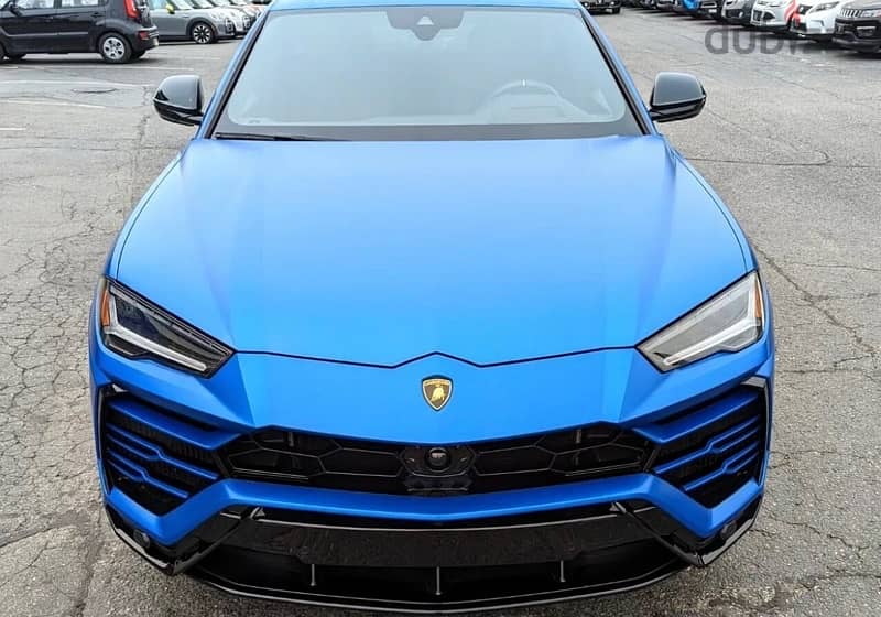 Lamborghini Urus 2021 1