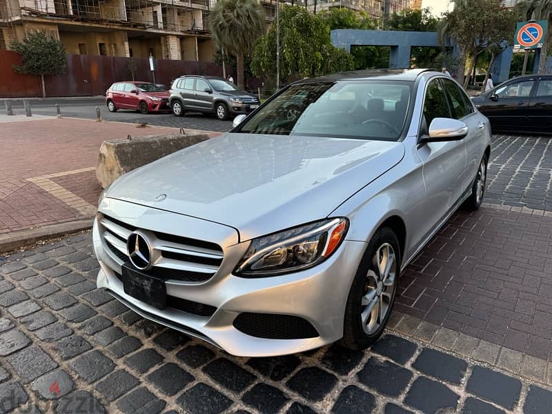 Mercedes-Benz C300 2015 1