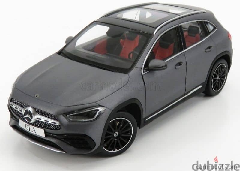 Mercedes GLA diecast car model 1;18 1