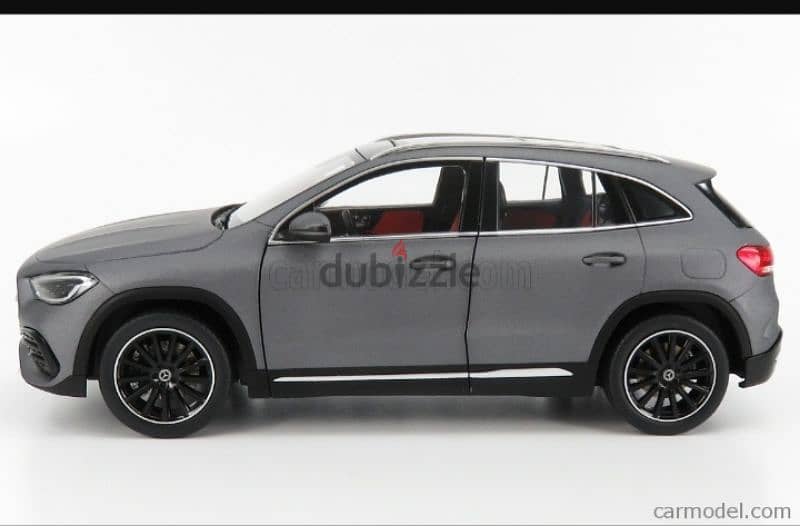 Mercedes GLA diecast car model 1;18 2