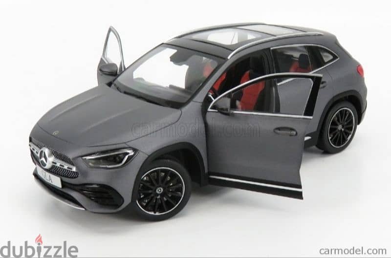 Mercedes GLA diecast car model 1;18 6