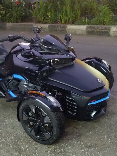 Can-am spyder F3(S) 1330cc model 2022 only 600miles abs 7