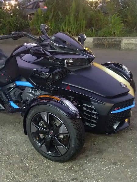 Can-am spyder F3(S) 1330cc model 2022 only 600miles abs 8