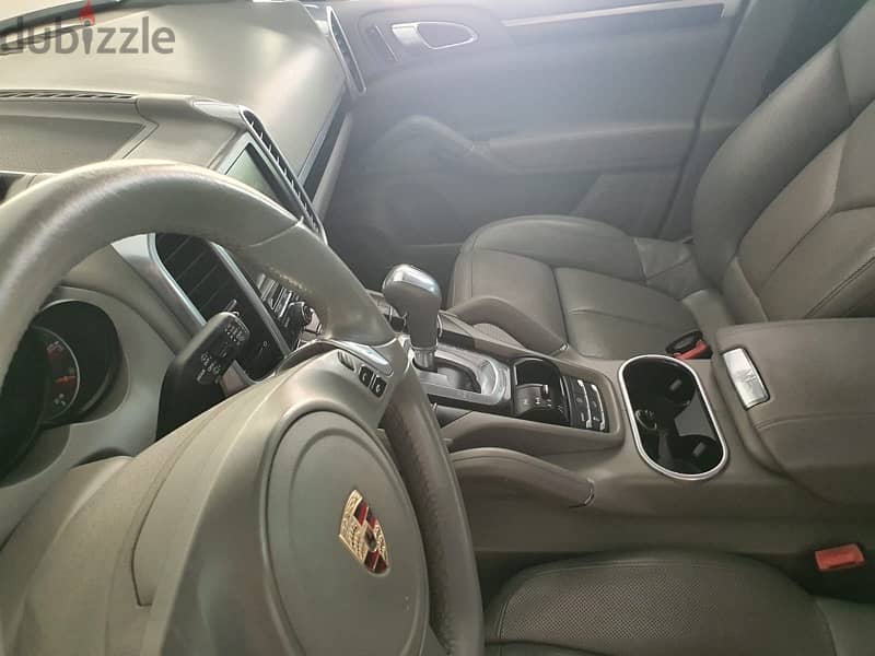 Porsche Cayenne 2012 9