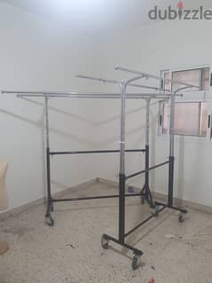 clothes stand 0