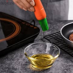 Kitchen Supplies (Carrot Shaped Silicon Kitchen Oil Brush) 0