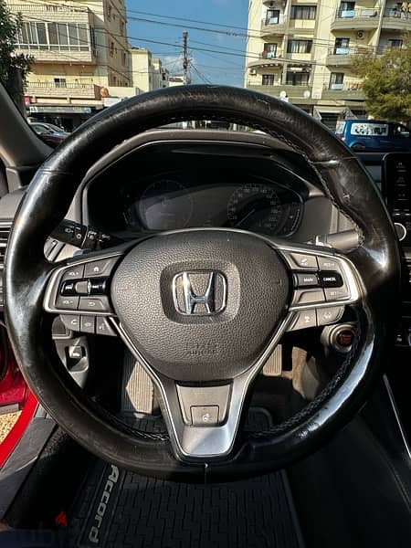 Honda Accord 2018 7