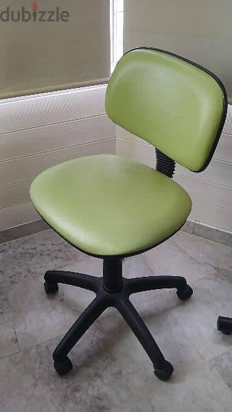 Office chair very good condition Italian brand. 0