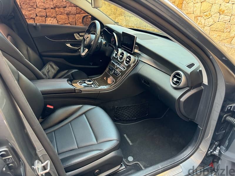 Mercedes C 300 4 Matic 2017 69000 Miles clean car fax full options 6