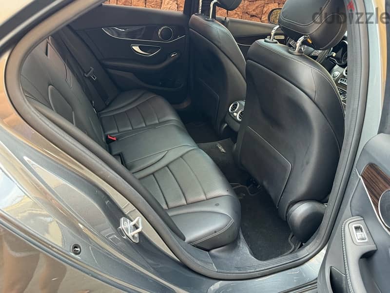 Mercedes C 300 4 Matic 2017 69000 Miles clean car fax full options 10