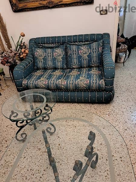 Living room used in excellent condition صالون مستعمل في حالة ممتازة 1