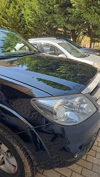 Toyota Fortuner 2008 6 cylinder 5