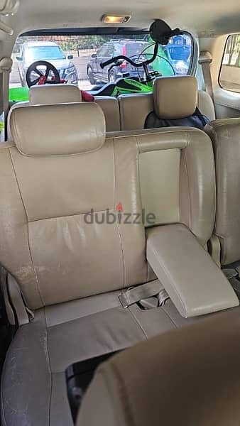 Toyota Fortuner 2008 6 cylinder 9