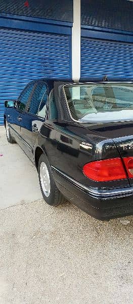 Mercedes-Benz E-Class 1997 6