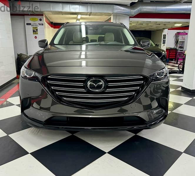 Mazda CX-9 AWD Low mileage 6