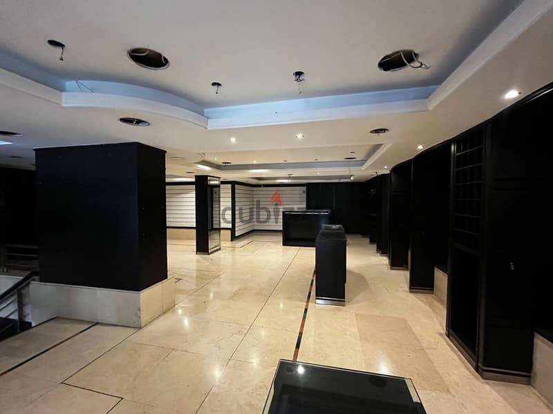 300m² Two-Floor Showroom with Storage Room for Rent in Hamra 7