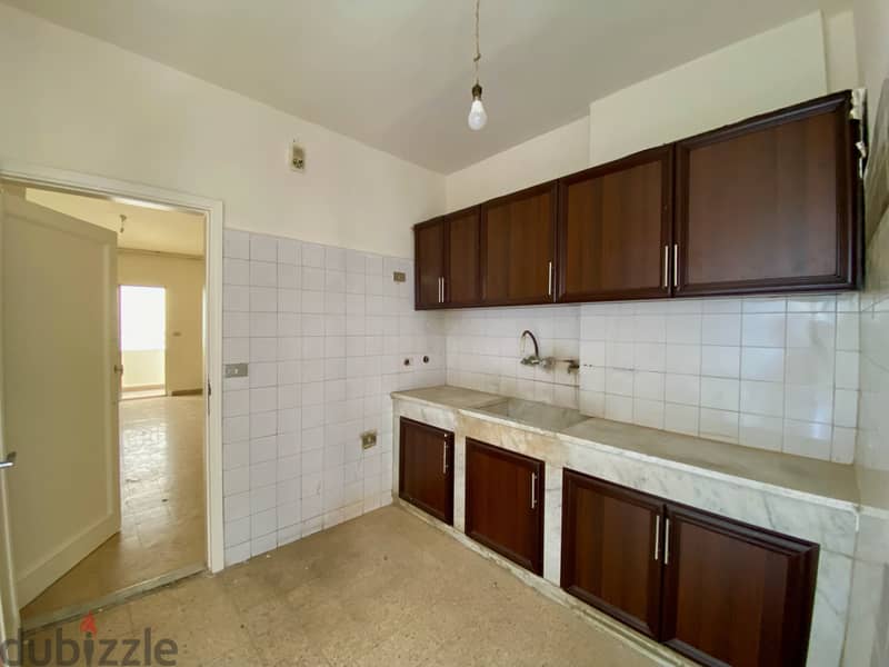 Obari Street-hot deal-Tallet El Khayat,Beirut/تلة الخياط REF#MR112366 5