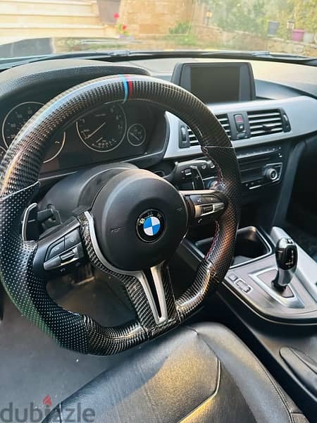 BMW F30 2012 Look M4 / Like New 10