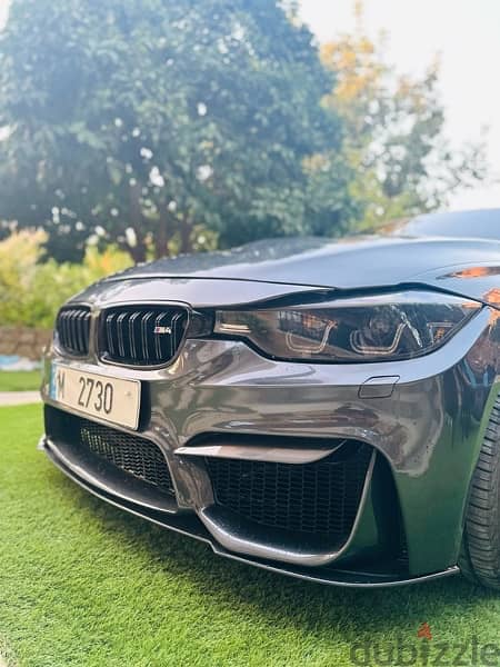 BMW F30 2012 Look M4 / Like New 12