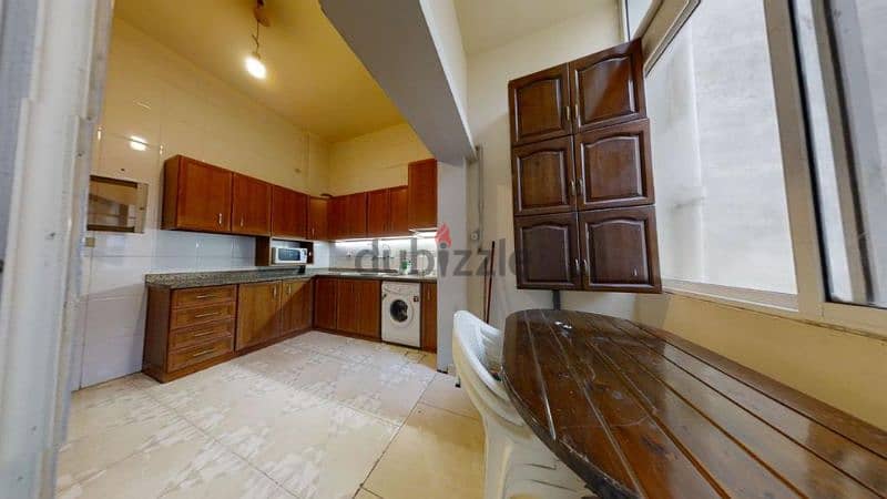 Apartment for sale in hamra , شقة للبيع في الحمرا 6