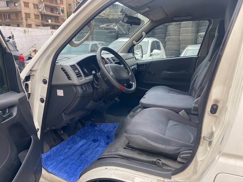 toyota hiace 2009 مصدر الشركةحالة ممتازة ١٢ راكب 5