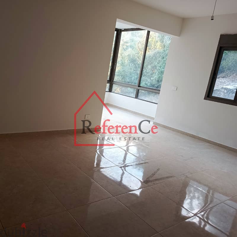 Brand new apartment with terrace in Blat شقة جديدة مع تراس في بلاط 5